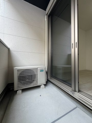 ジーメゾン名古屋名港　名古屋市賃貸　仲介手数料無料のバルコニー
