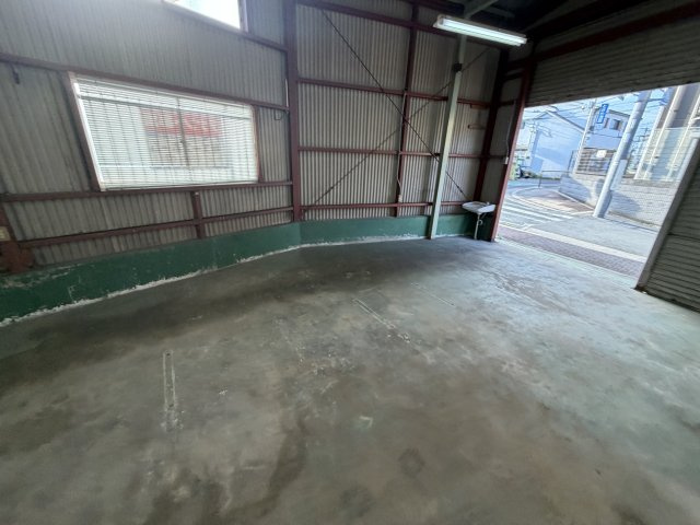 大橋町倉庫