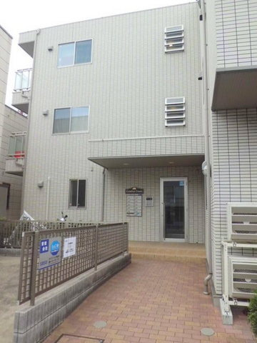 コンフォート　コートのその他共用部分|安心のオートロック付　エントランスアプローチ