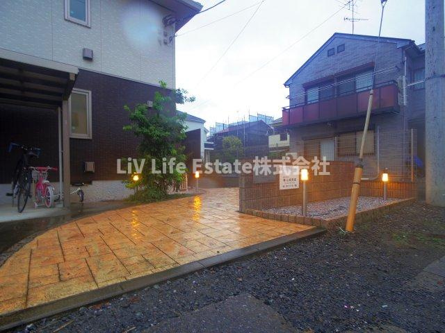 西東京市保谷町６丁目のアパートのエントランス