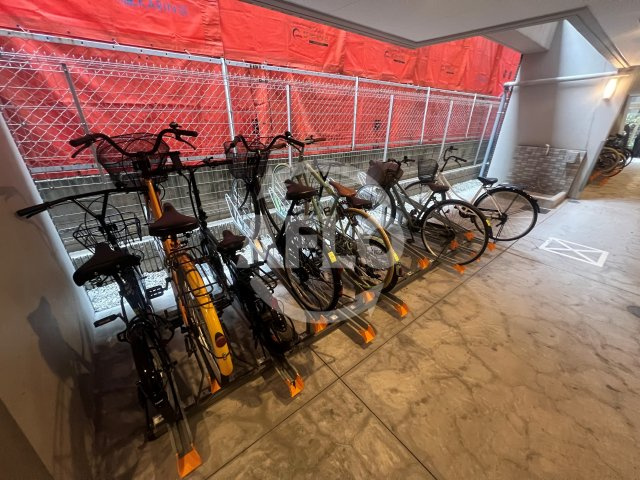 エスリード心斎橋LUXUEのその他共用部分|エスリード心斎橋LUXUE　駐輪場