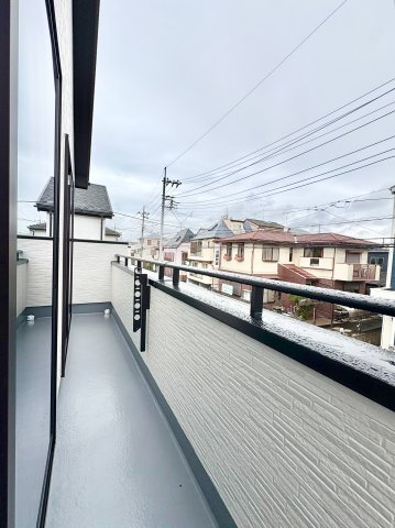 《仲介手数料半額》富士見市上沢1丁目　全4棟　C号棟のバルコニー