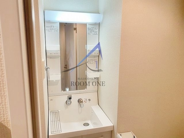 b’CASA TOKIOの洗面所|洗面台です。