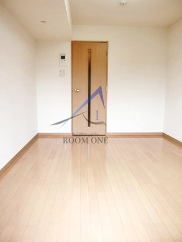 ルーブル小竹向原弐番館 の居間・リビング|洋室のお部屋です。