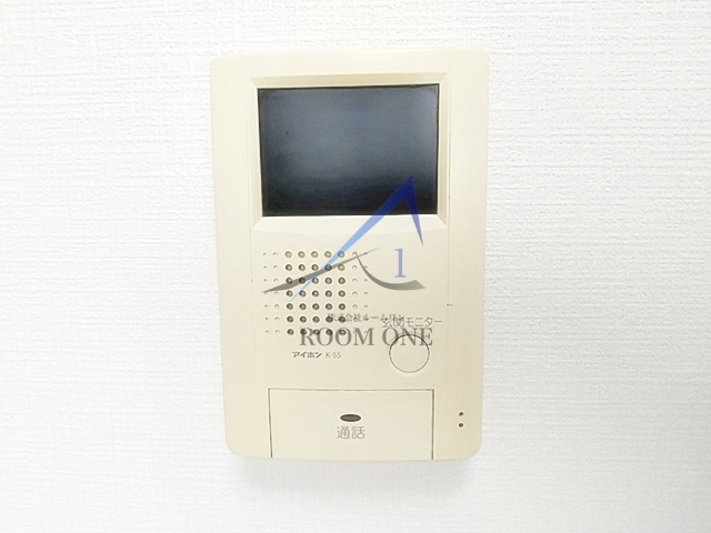 バスクコート のセキュリティ|モニター付インターホンです。