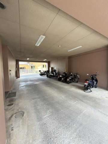 アステージ海田のその他共用部分|バイク置場です。