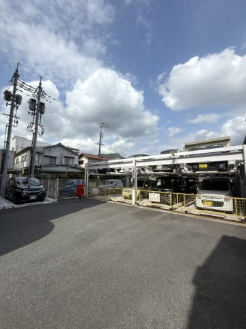 アステージ海田の駐車場|駐車場です。全台機械式駐車となります。
