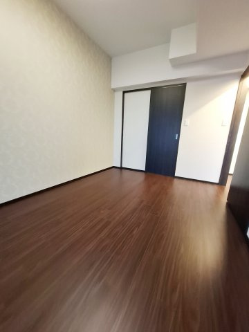 プレジオ西宮北口の洋室|５帖