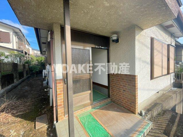 海老名市上今泉５丁目の一戸建てのエントランス