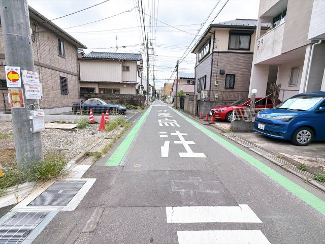 ハートフルタウン さいたま市中央区下落合の前面道路含む現地写真