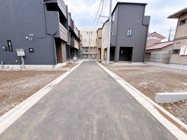 ハートフルタウン さいたま市中央区下落合の前面道路含む現地写真