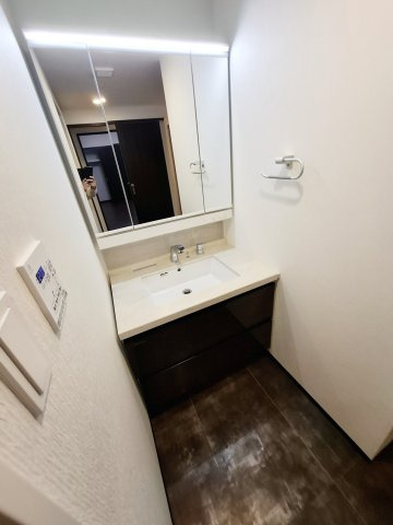 プレジオ西宮北口の洗面所