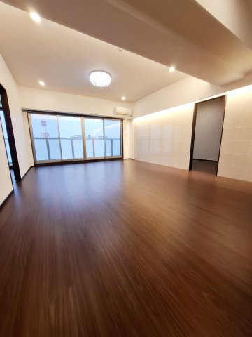 プレジオ西宮北口の居間・リビング