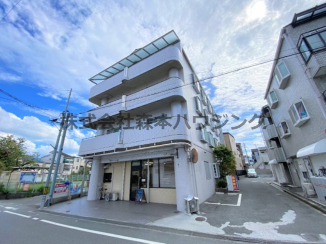 【外観】 | 　楽友コーポ3号館 | 外観は落ち着いています