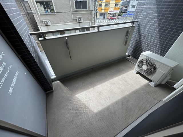 淀川ウエストタワーのバルコニー