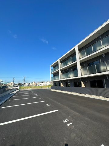 confort francの駐車場