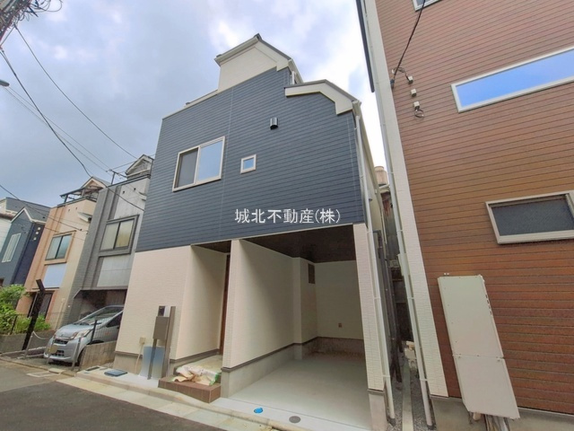 杉並区和田2丁目 全2棟 B号棟の外観|建物完成につきご見学いただけます
建物面積93.18㎡　1LDK+2S　ゆとりある空間設計の家