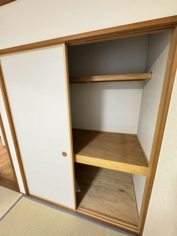 昭島市大神町戸建の収納