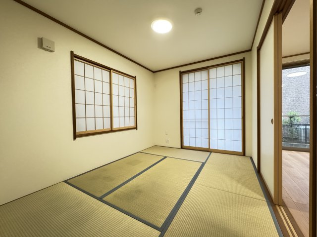 昭島市大神町戸建の和室