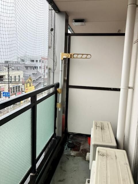 エスタ泉のバルコニー