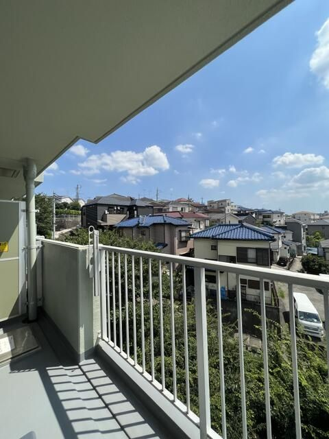 横浜二俣川ファミリーマンションのバルコニー