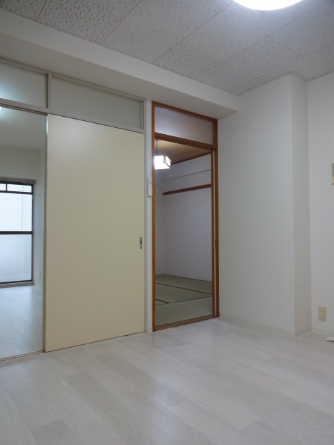 フローラル豊島園の洋室