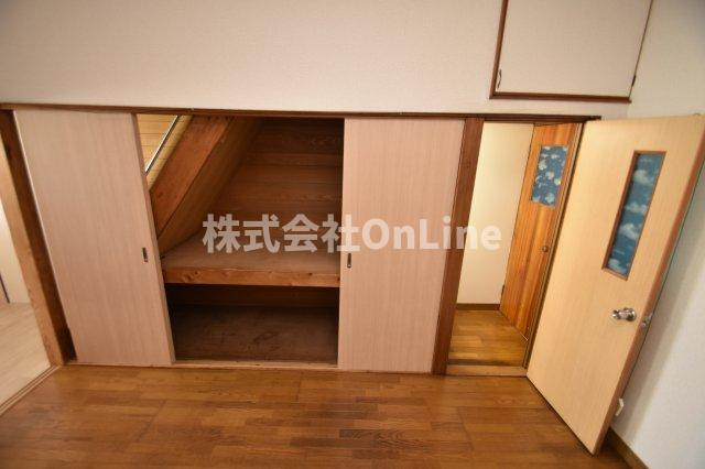 寺前町テラスハウスの収納