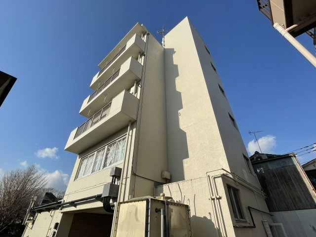 BREV(ブレブ）の外観