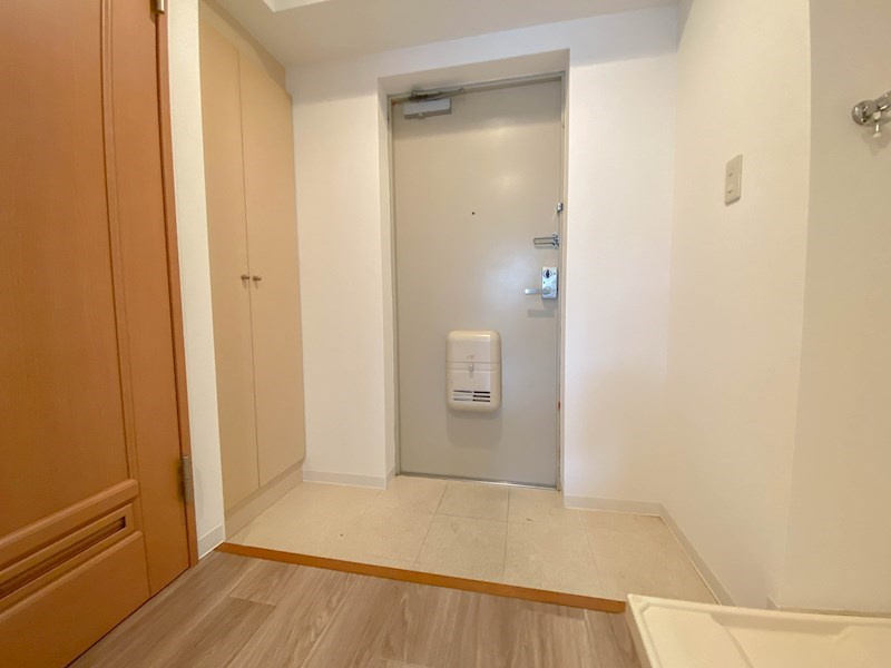 アルシュ住吉の玄関