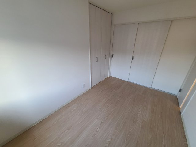 芦屋市大原町の賃貸マンションの居間・リビング