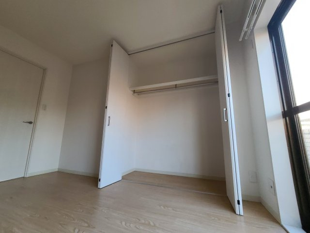 芦屋市大原町の賃貸マンションの収納