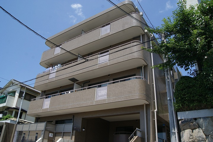 神戸市灘区篠原中町６丁目の賃貸マンションの外観