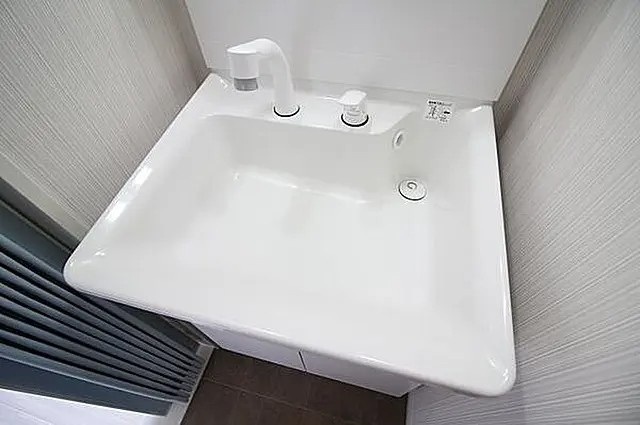 神戸市灘区弓木町５丁目の賃貸マンションの洗面所