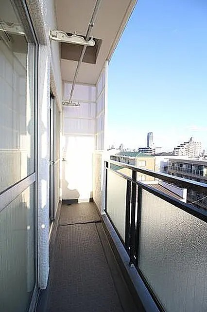 神戸市灘区弓木町５丁目の賃貸マンションのバルコニー