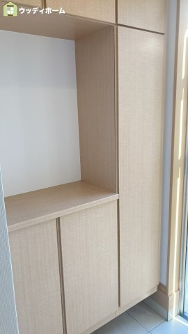 川口市北園町　中古一戸建ての玄関