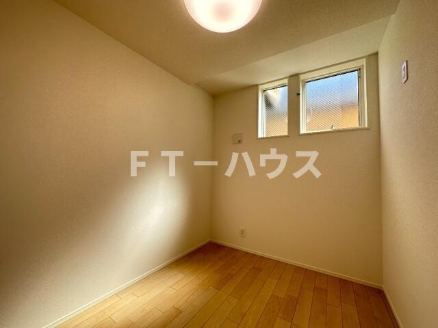 Ｒ－ＳＩＸＴＥＥＮの内装