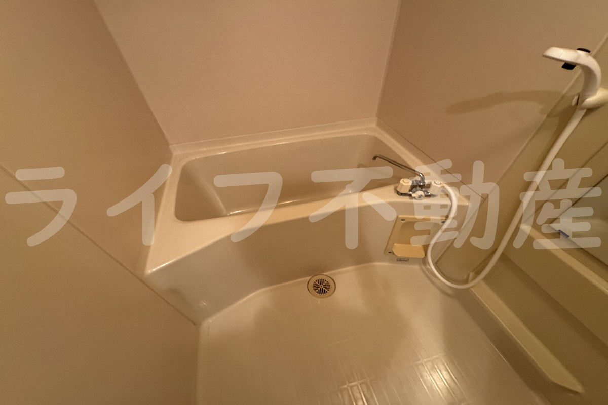 クオーレ今米の浴室|コンパクトで使いやすいお風呂です
