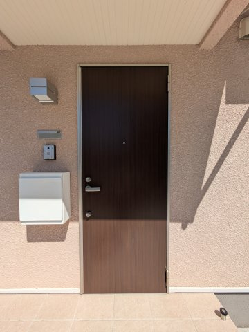 駒岡ユウタウンの玄関