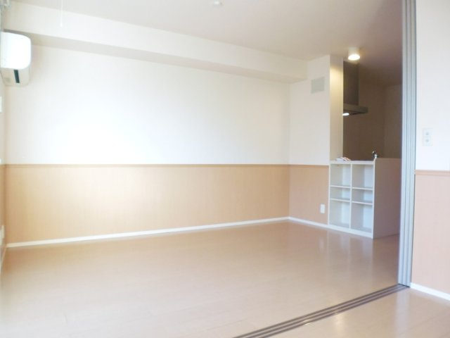 D-room都の寝室|クローゼット付の洋室です☆