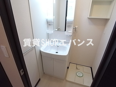 【洗面所】 | プラントグラス | ゆったりとスペースのある洗面所