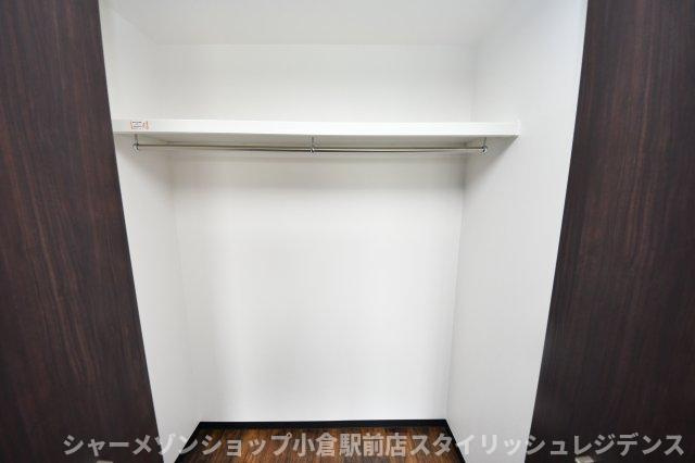 須賀町アパートメントの収納