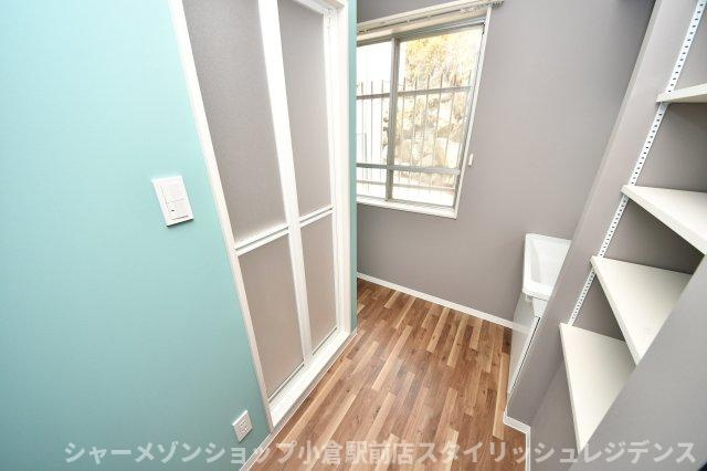 須賀町アパートメントの内装