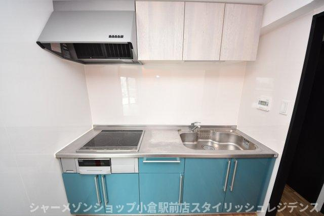 須賀町アパートメントのキッチン