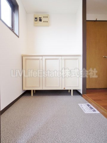 リヴェールフレア田無の玄関