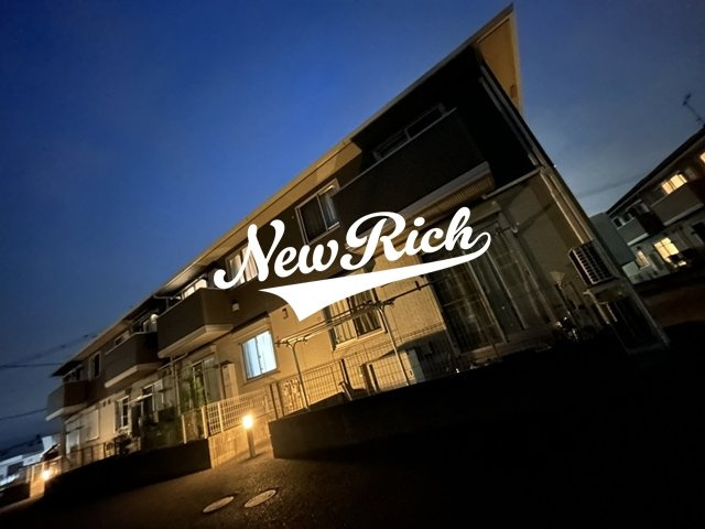 伊勢崎市三室町のアパートの外観