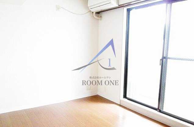 東急ドエル・アルス根津の居間・リビング|洋室のお部屋です。