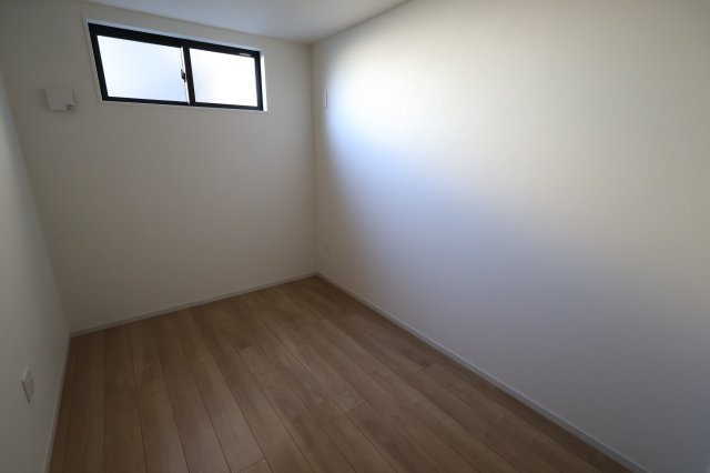 《仲介手数料無料》杉並区南荻窪３丁目30-17新築一戸建てケイアイグレイスの洋室