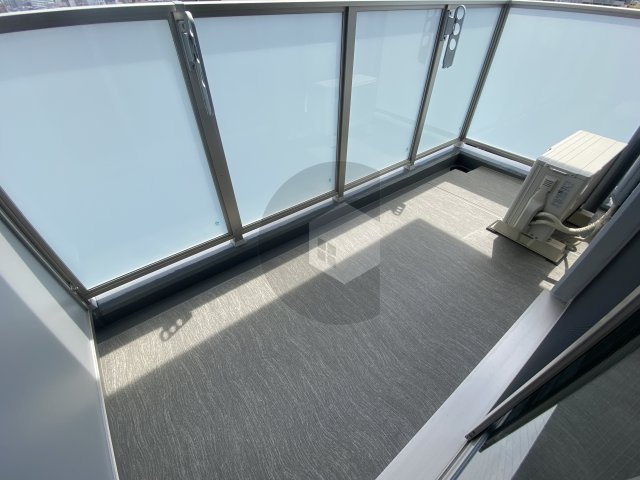 ガルデニア高井田のバルコニー