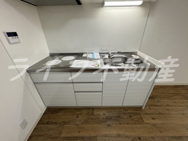 クリエオーレ大今里Ⅱのキッチン|コンパクトなキッチンで掃除もラクラク