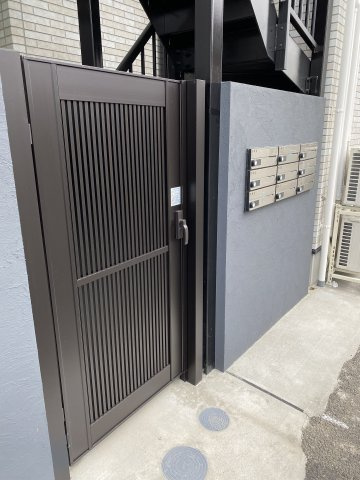 ゆとりのあるエントランスです